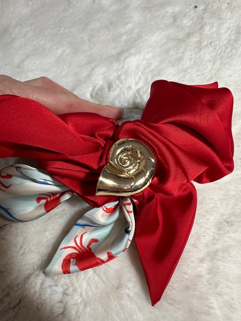 Piper k set of 2 scrunchie crab 🦀 with silver shell and a red with gold shell - Picture 3 of 3